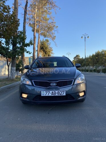 Kia Ceed 2011, 235,000 km - 1.6 l - İmişli