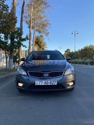 Kia Ceed 2011, 235,000 km - 1.6 l - İmişli