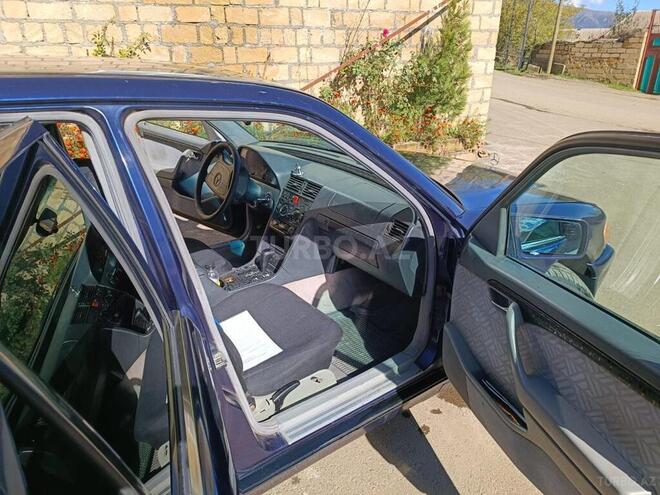 Mercedes C 200 1995, 474,756 km - 2.0 l - Tovuz