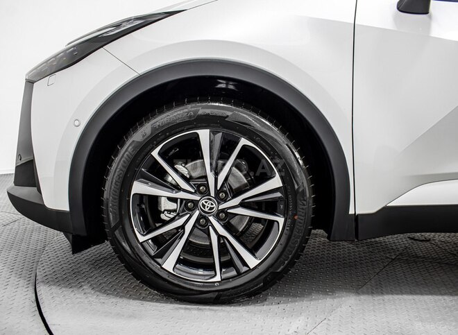 Toyota C-HR 2024, 0 km - 2.0 л - Bakı
