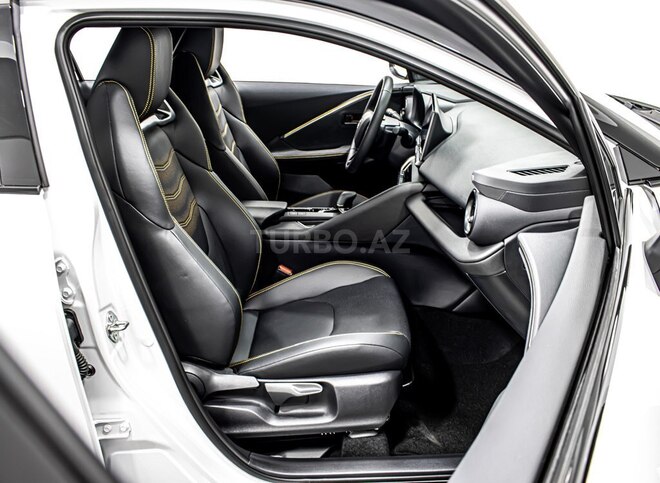 Toyota C-HR 2024, 0 km - 2.0 л - Bakı