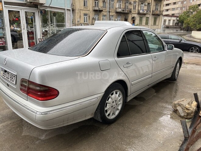 Mercedes E 270 2000, 386,625 km - 2.7 l - Bakı