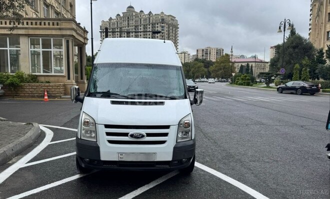 Ford Transit 2010, 152,000 km - 2.4 l - Bakı