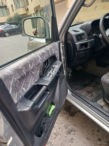 Mitsubishi Pajero io 1999, 356,000 km - 1.8 l - Bakı