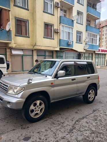 Mitsubishi Pajero io 1999, 356,000 km - 1.8 l - Bakı