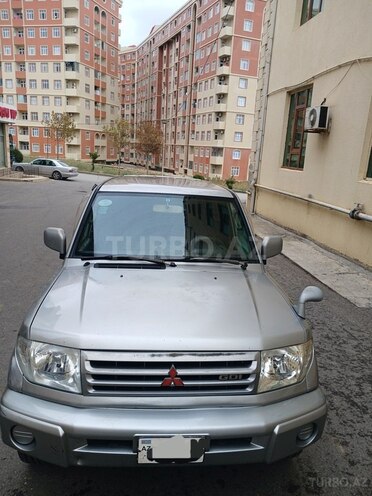 Mitsubishi Pajero io 1999, 356,000 km - 1.8 l - Bakı