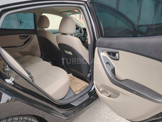 Hyundai Elantra 2015, 99,000 km - 1.8 l - Bakı