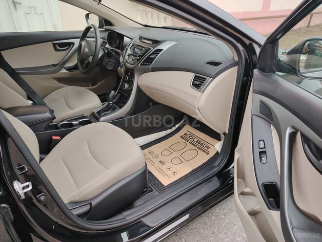 Hyundai Elantra 2015, 99,000 km - 1.8 l - Bakı
