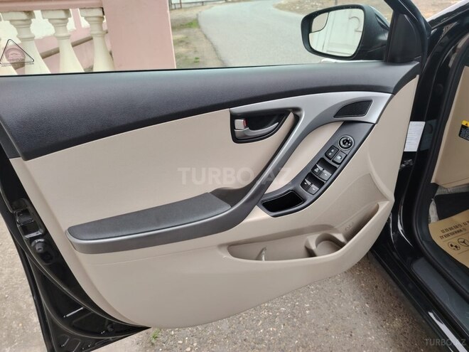 Hyundai Elantra 2015, 99,000 km - 1.8 l - Bakı