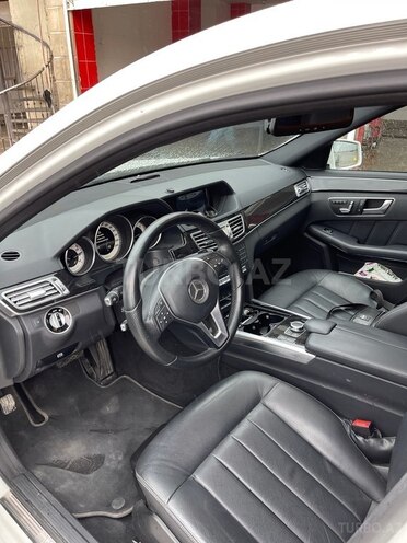 Mercedes E 220 d 2015, 94,000 km - 2.2 л - Bakı
