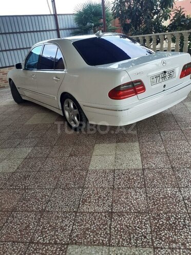 Mercedes E 240 2001, 250,000 km - 2.4 l - Cəbrayıl