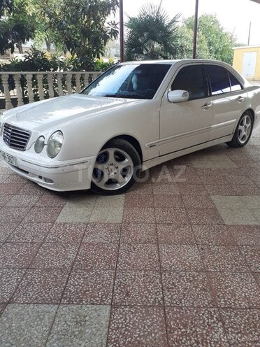 Mercedes E 240 2001, 250,000 km - 2.4 l - Cəbrayıl