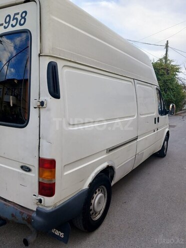 Ford Transit 1999, 240,000 km - 2.4 l - Ucar