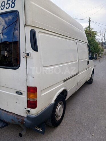 Ford Transit 1999, 240,000 km - 2.4 l - Ucar