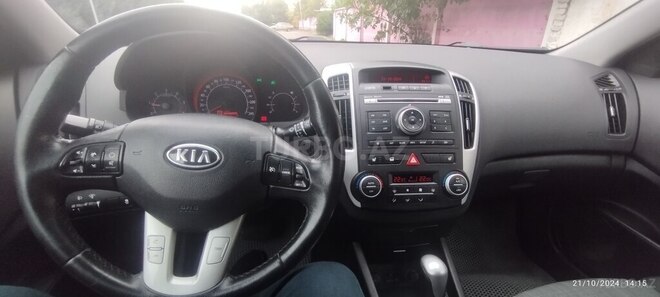 Kia Ceed 2009, 206,532 km - 1.6 л - Şəki
