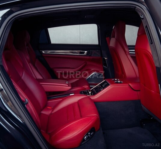 Porsche Panamera Turbo-17