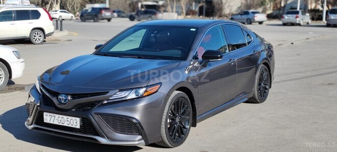Toyota Camry-5