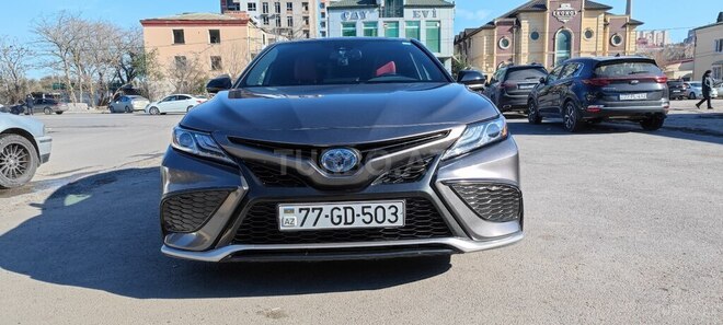 Toyota Camry-1