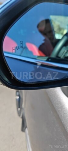 Toyota Camry-13