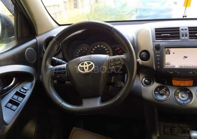 Toyota RAV4 2011, 178,000 km - 2.0 l - Bakı