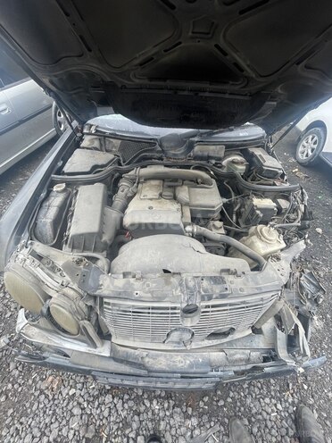 Mercedes E 230 1995, 245,000 km - 2.3 l - Sumqayıt