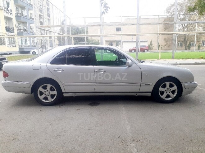 Mercedes E 240 1999, 298,000 km - 2.4 л - Sumqayıt