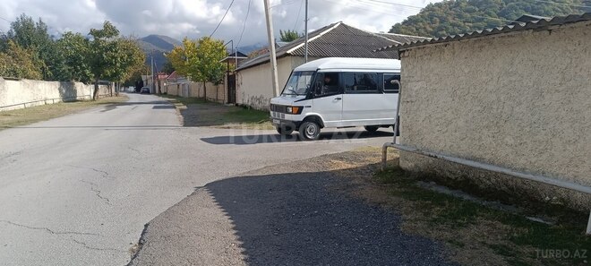 Mercedes 208 D 1992, 300,000 km - 2.5 l - Balakən
