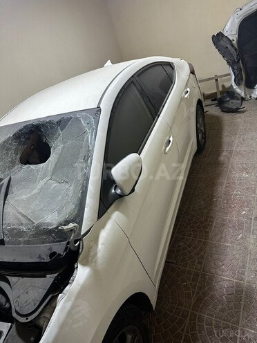 Hyundai Elantra 2017, 156,000 km - 2.0 l - Bakı