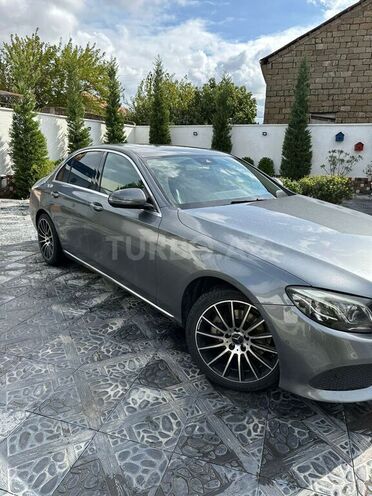 Mercedes E 220 d 2016, 234,000 km - 2.0 l - Bakı