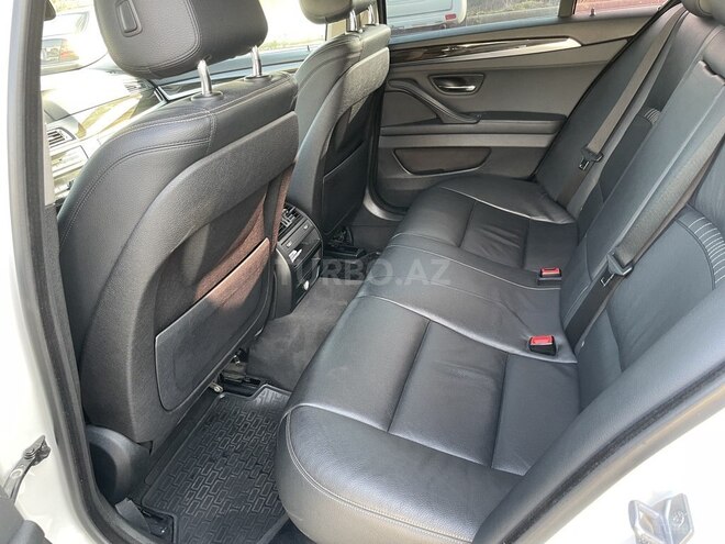 BMW 520 2014, 218,000 km - 2.0 л - Bakı