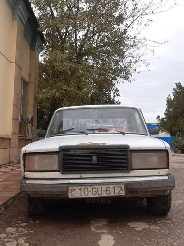 LADA (VAZ) 2107 1984, 99,456 km - 1.5 l - Salyan