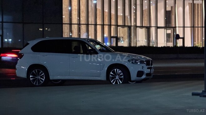 BMW X5 2016, 169,300 km - 3.0 l - Bakı