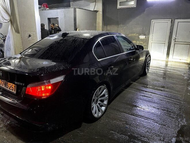 BMW 528 2006, 240,000 km - 2.5 l - Bakı