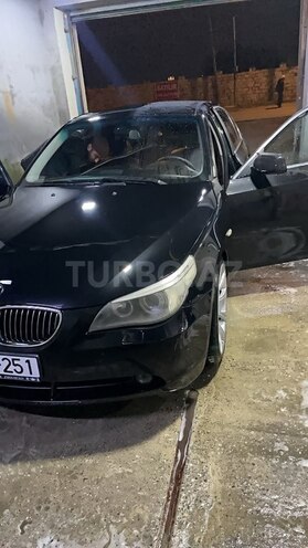 BMW 528 2006, 240,000 km - 2.5 l - Bakı