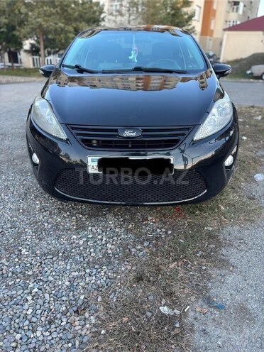 Ford Fiesta 2013, 230,000 km - 1.6 л - Gəncə