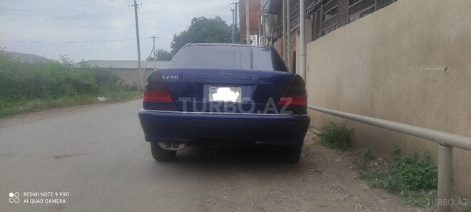 Mercedes C 240 1998, 250,000 km - 2.4 l - Tovuz