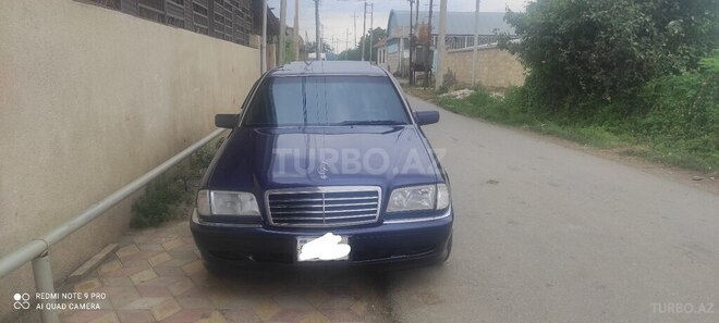 Mercedes C 240 1998, 250,000 km - 2.4 l - Tovuz