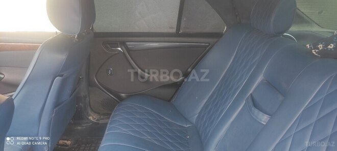 Mercedes C 240 1998, 250,000 km - 2.4 l - Tovuz