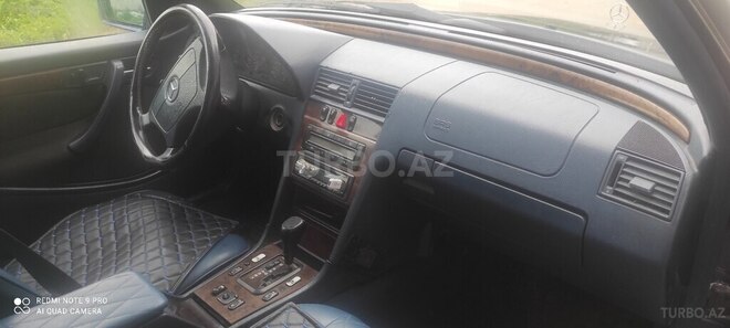 Mercedes C 240 1998, 250,000 km - 2.4 l - Tovuz