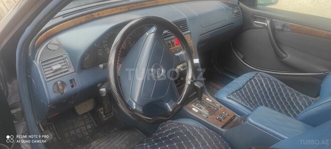 Mercedes C 240 1998, 250,000 km - 2.4 l - Tovuz
