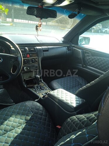 Mercedes E 240 1998, 354,997 km - 2.4 л - Zaqatala