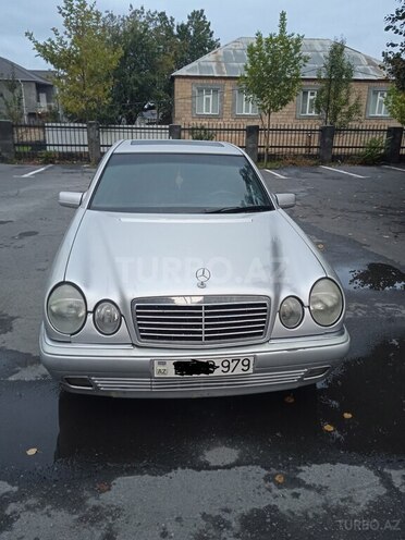Mercedes E 240 1998, 354,997 km - 2.4 л - Zaqatala
