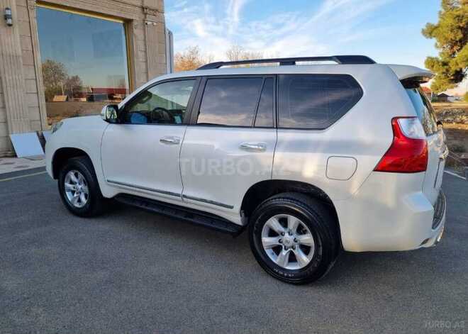 Toyota Land Cruiser Prado 2012, 220,000 km - 2.7 л - Şəmkir