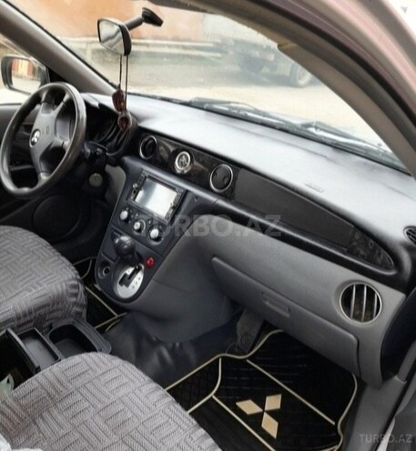 Mitsubishi Airtrek 2002, 347,000 km - 2.0 l - Qusar