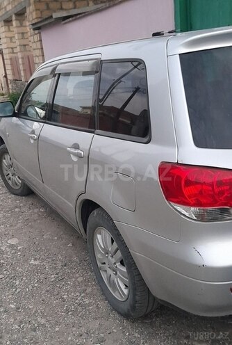 Mitsubishi Airtrek 2002, 347,000 km - 2.0 l - Qusar