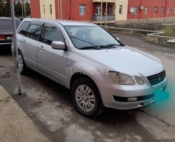 Mitsubishi Airtrek 2002, 347,000 km - 2.0 l - Qusar