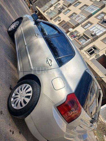 Toyota Corolla 2005, 167,000 km - 1.4 л - Bakı