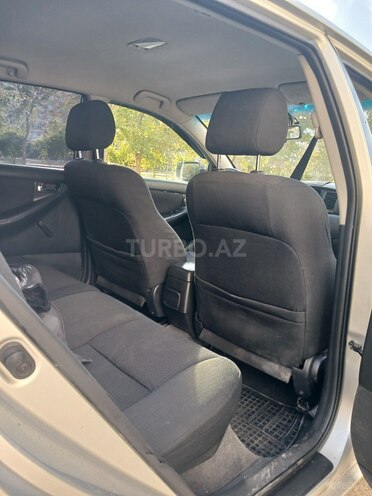 Toyota Corolla 2005, 167,000 km - 1.4 л - Bakı