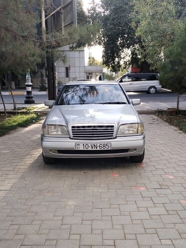 Mercedes C 180 1993, 399,857 km - 1.8 l - Sabirabad