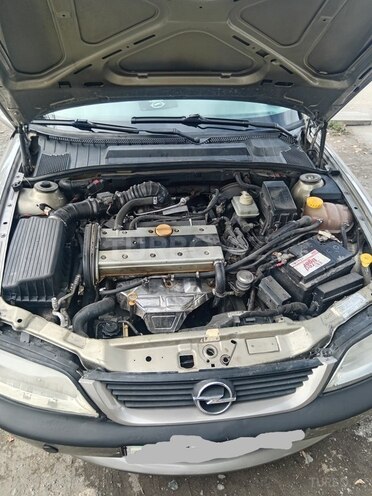 Opel Vectra 1998, 18,000 km - 2.0 l - Oğuz